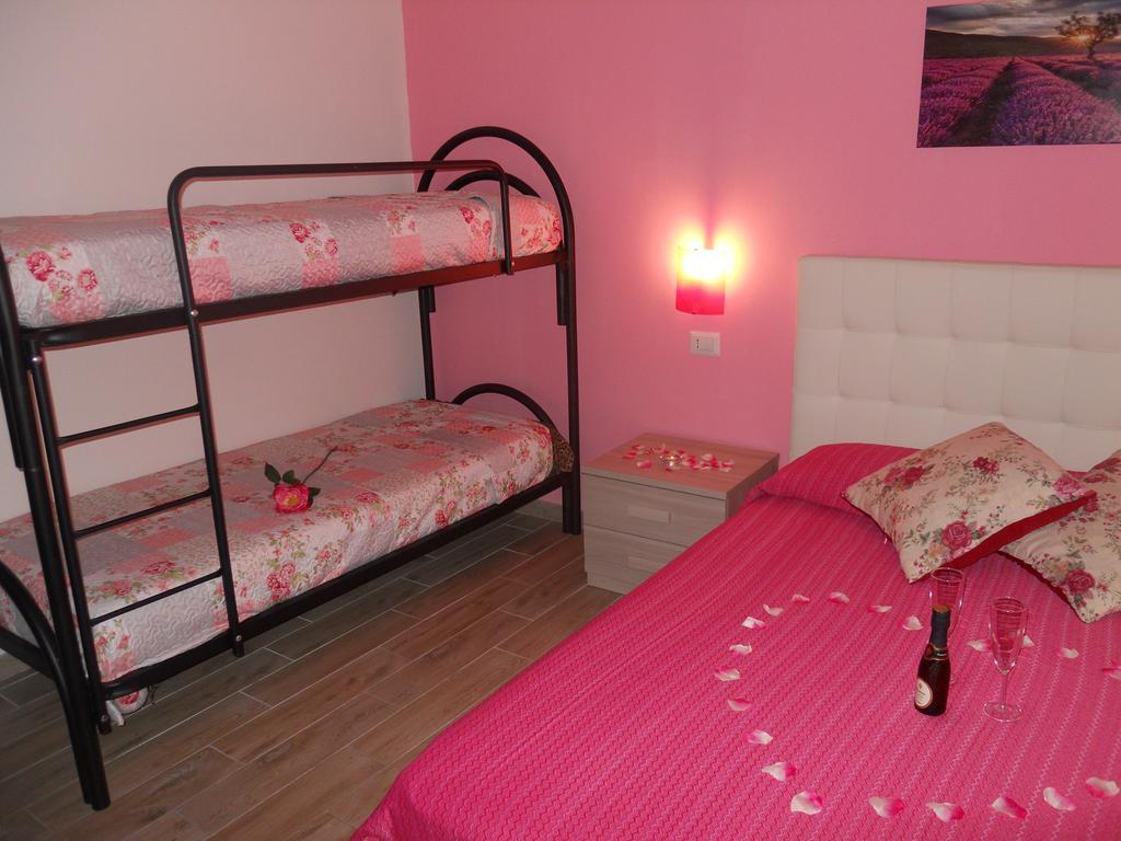 B&B Il Salice โรม ภายนอก รูปภาพ